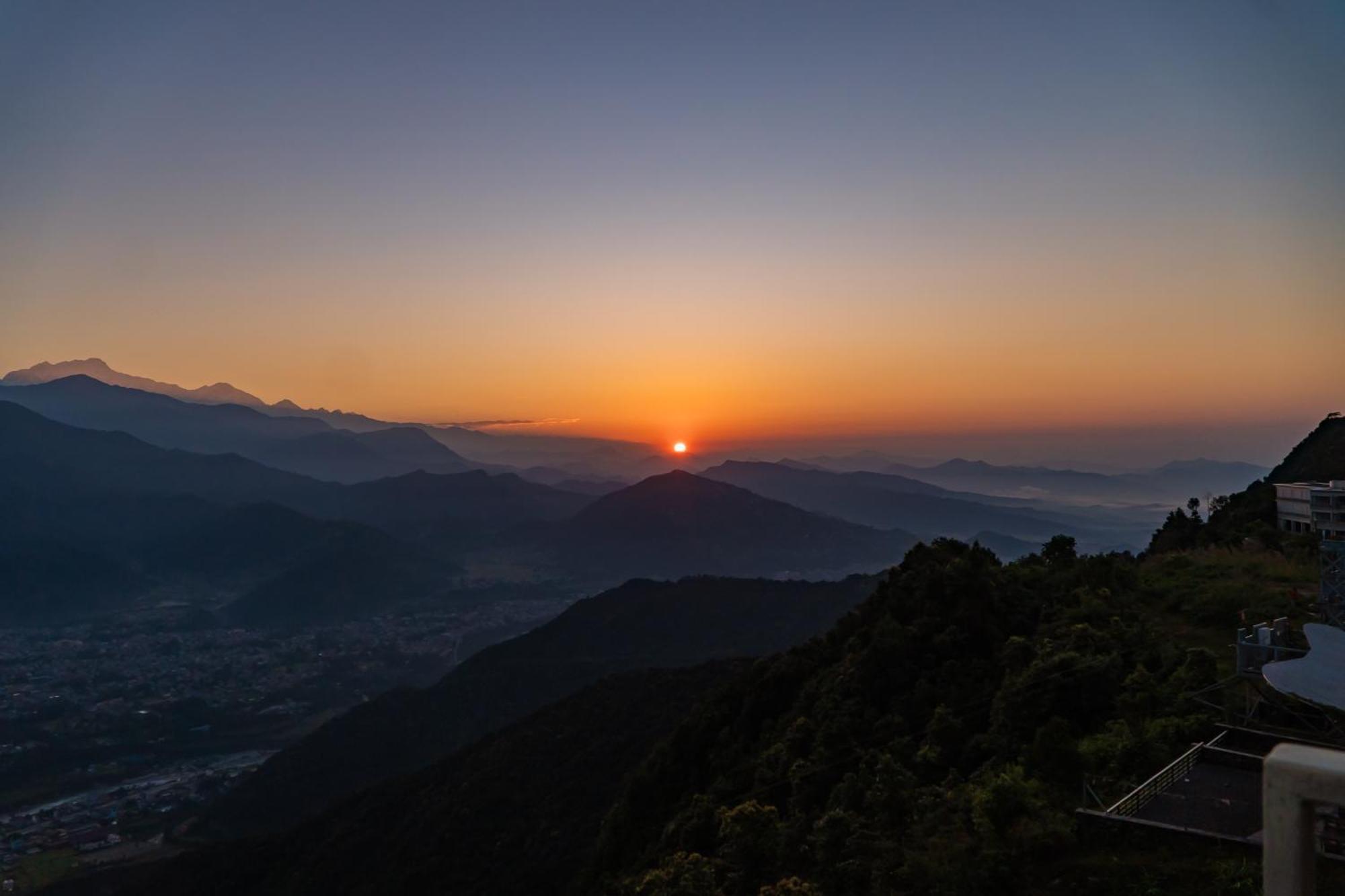 Sarangkot Mountain Lodge Pokhara Exteriör bild